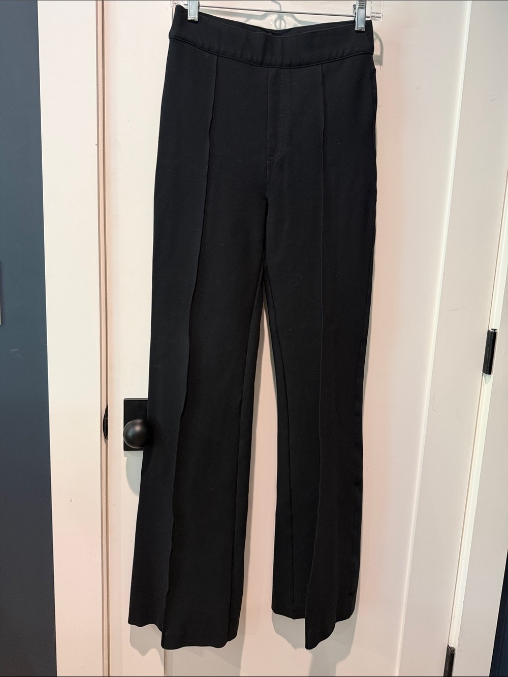 SPANX Black High-Rise Pull-on Flare-Leg Pants - Picture 1 of 2